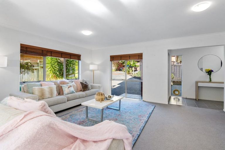 Photo of property in 41 Kristin Lane, Albany, Auckland, 0632