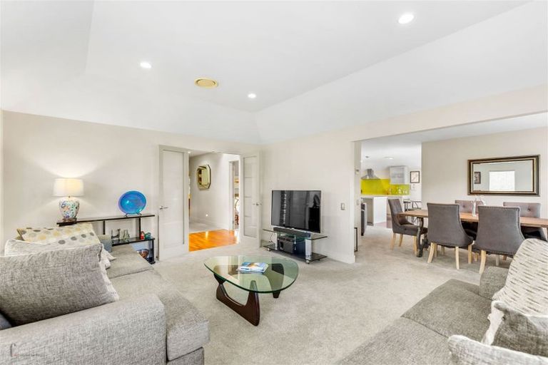 Photo of property in 23 Hendrika Court, Hobsonville, Auckland, 0618