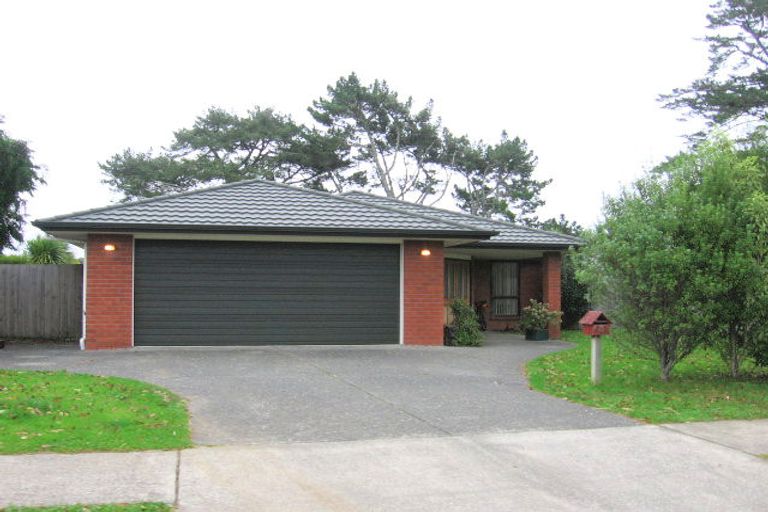 Photo of property in 42 Te Wharau Drive, Greenhithe, Auckland, 0632