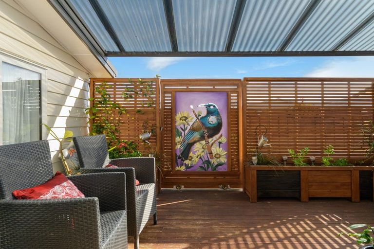 Photo of property in 11 Kamahi Crescent, Papamoa Beach, Papamoa, 3118