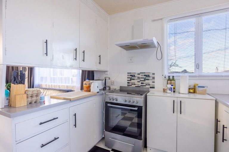 Photo of property in 7a-b Jull Crescent, Waipukurau, 4200