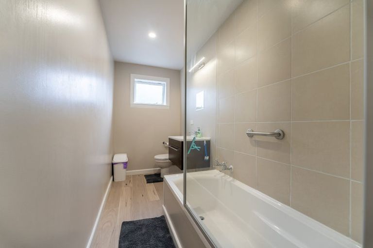 Photo of property in 100 High Street, Waimate, 7924