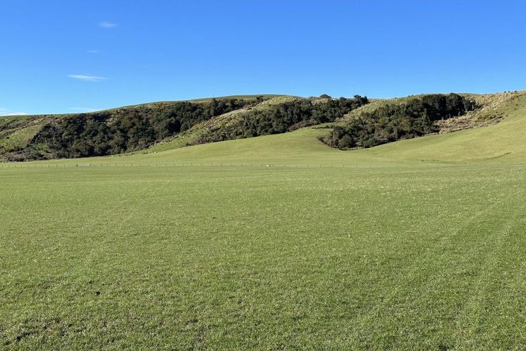 Photo of property in 173 Happy Valley Road, Owhiro Bay, Wellington, 6023