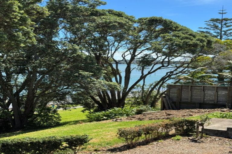 Photo of property in 71 Fisher Parade, Sunnyhills, Auckland, 2010