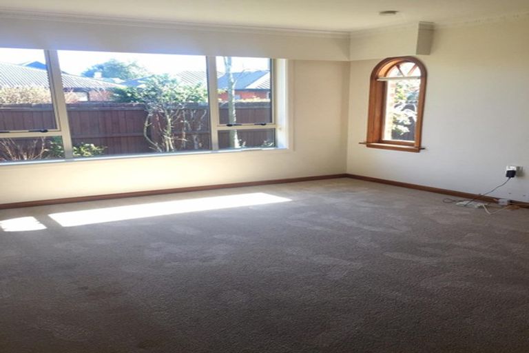 Photo of property in 1/83 Yaldhurst Road, Sockburn, Christchurch, 8042