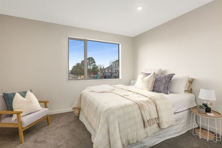 Photo of property in 21 John Street, Stokes Valley, Lower Hutt, 5019