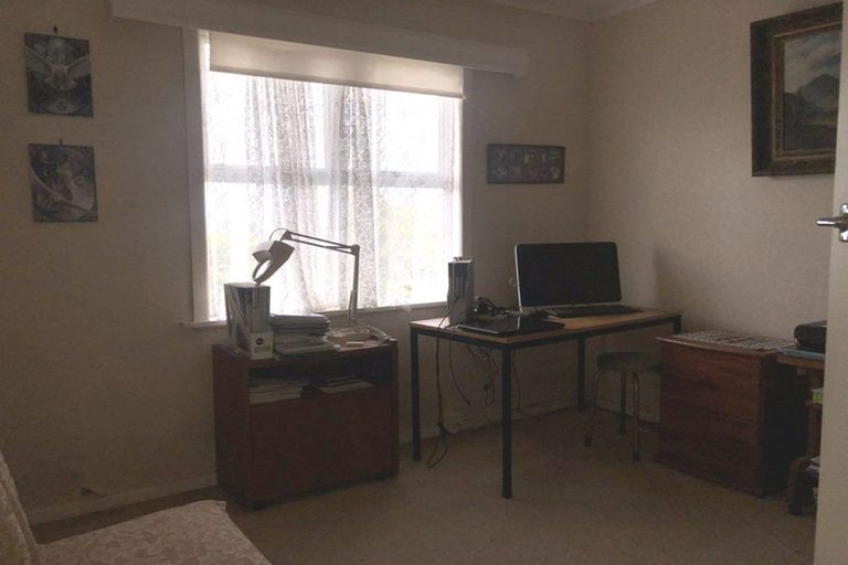 Photo of property in 102 Onerahi Road, Onerahi, Whangarei, 0110