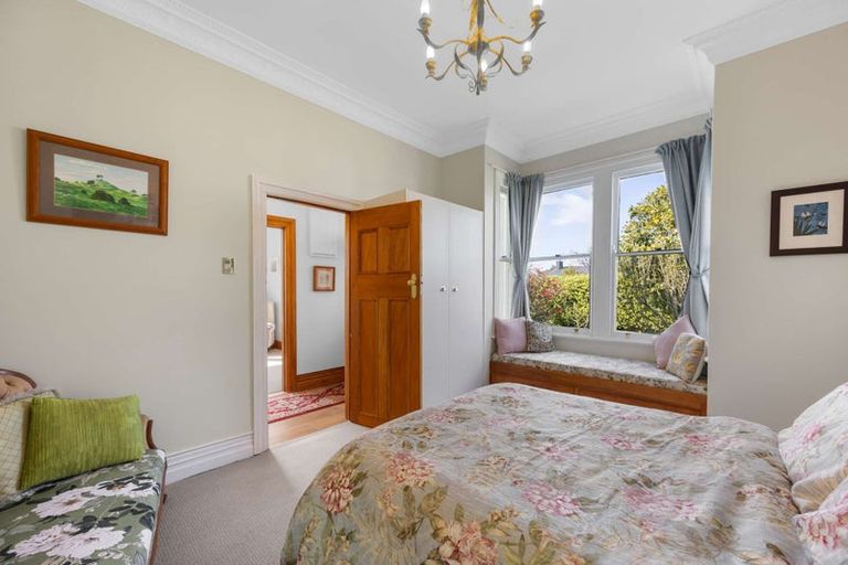Photo of property in 27 Sackville Street, Martinborough, 5711