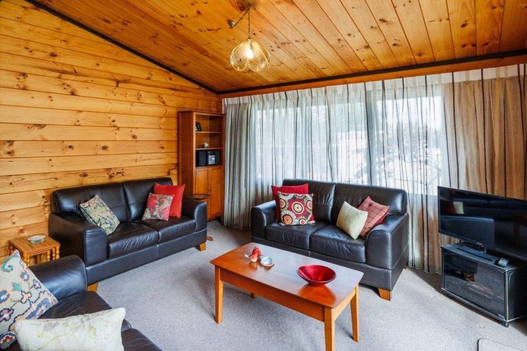 Photo of property in 35 Moyne Avenue, Milson, Palmerston North, 4414