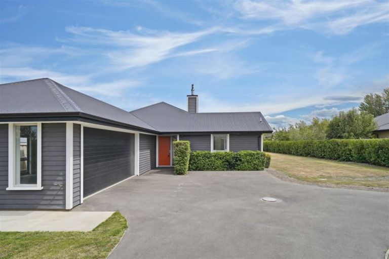 Photo of property in 17 Ormandy Court, Amberley, 7410