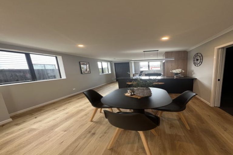 Photo of property in 2/3 Sundown Crescent, Melville, Hamilton, 3206