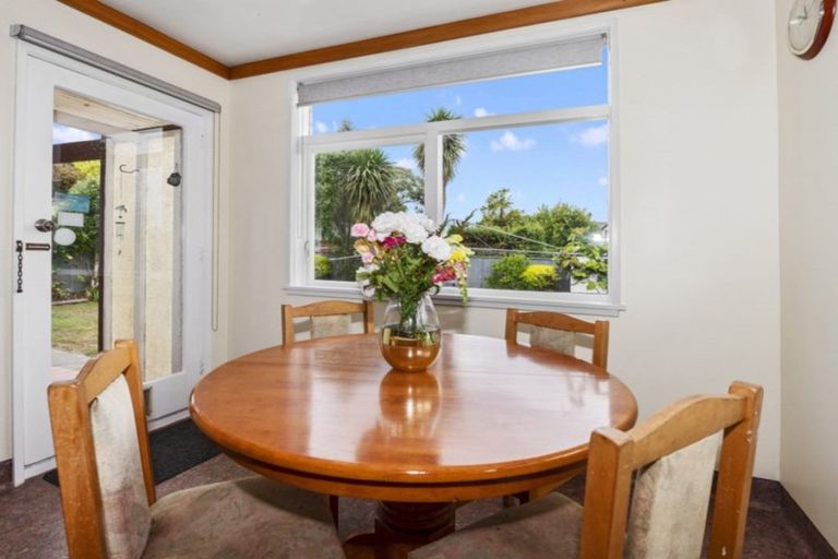 Photo of property in 34 Munro Street, Redwood, Christchurch, 8051