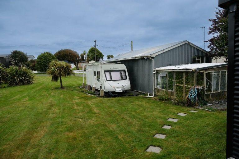 Photo of property in 10 Walker Street, Riverton/aparima, Riverton, 9822