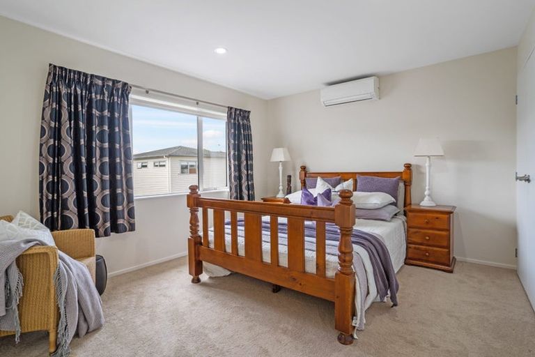 Photo of property in 126c Wellington Street, Howick, Auckland, 2014