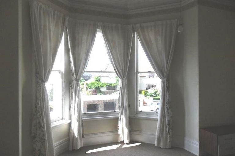 Photo of property in 58 Royal Terrace, Dunedin Central, Dunedin, 9016