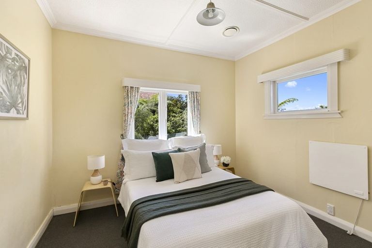 Photo of property in 55 Hatton Street, Karori, Wellington, 6012