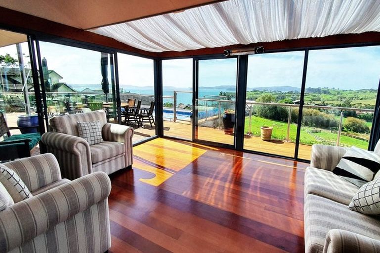 Photo of property in 635 Mahurangi East Road, Algies Bay, Warkworth, 0920