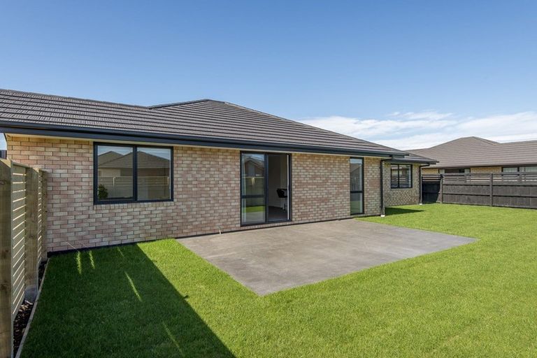 Photo of property in 17 John Holmes Road, Halswell, Christchurch, 8025