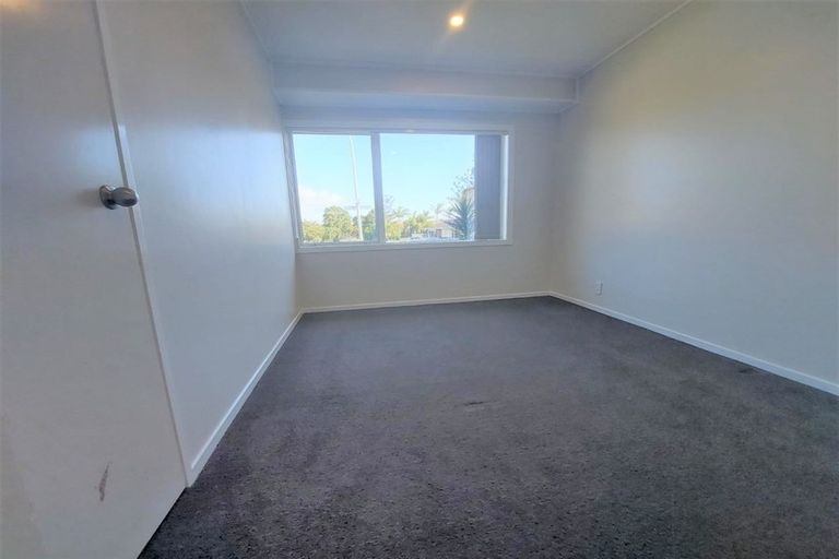 Photo of property in 22 Walworth Avenue, Pakuranga Heights, Auckland, 2010