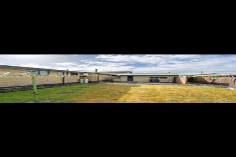 Photo of property in 15 Cross Street, Milton, 9220