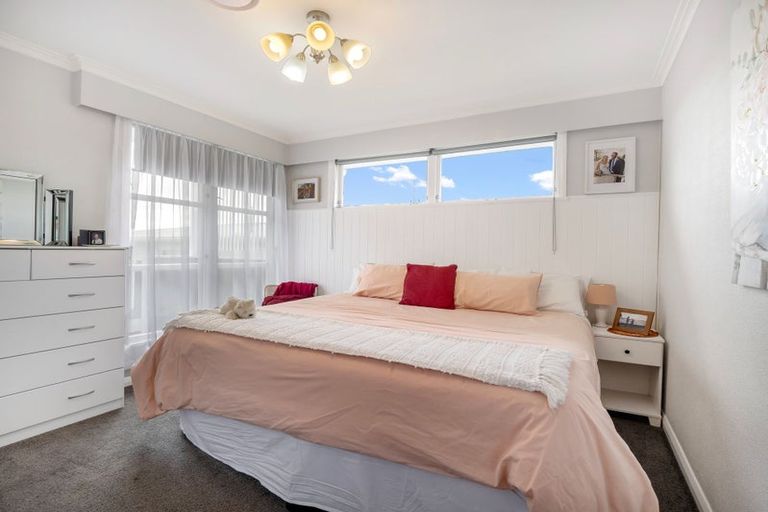 Photo of property in 5 Wigan Place, Hokowhitu, Palmerston North, 4410