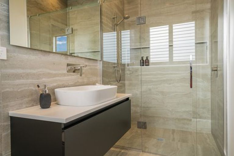 Photo of property in 61c Breadalbane Avenue, Havelock North, 4130