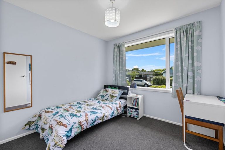 Photo of property in 10 Kimberley Street, Casebrook, Christchurch, 8051