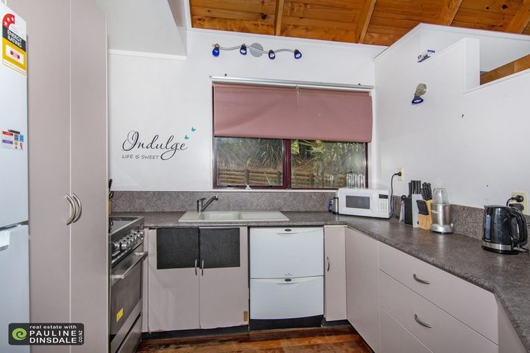 Photo of property in 84 Tudehope Road, Matarau, Kamo, 0185