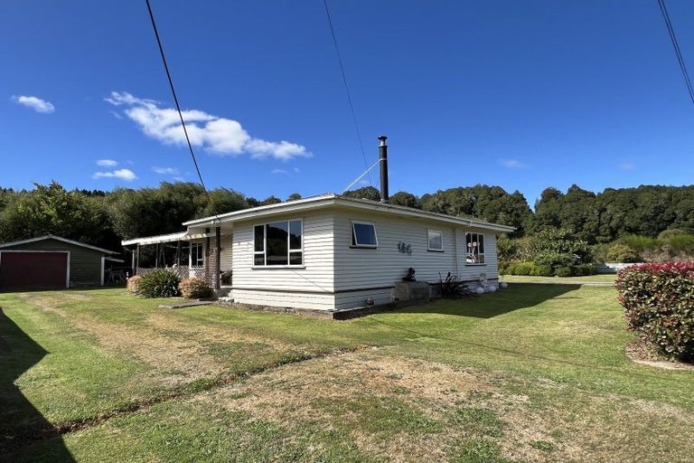 Photo of property in 107 Red Jacks Road, Ngahere, Dobson, 7872