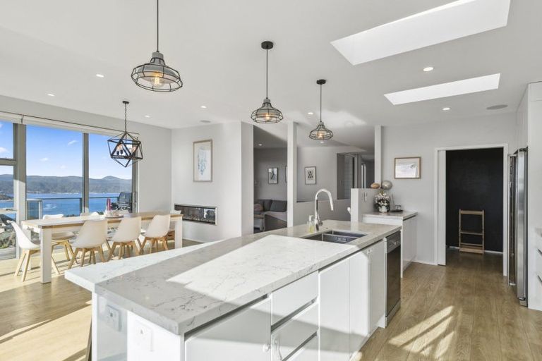 Photo of property in 8 Imran Terrace, Khandallah, Wellington, 6035