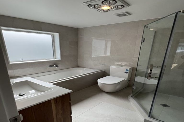 Photo of property in 82 Castlebane Drive, Flat Bush, Auckland, 2019