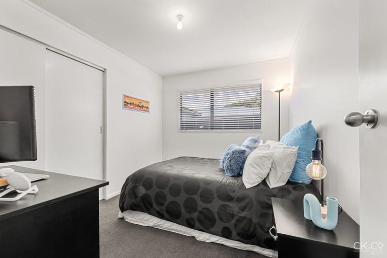 Photo of property in 13a Fairfield Avenue, Fairfield, Lower Hutt, 5011