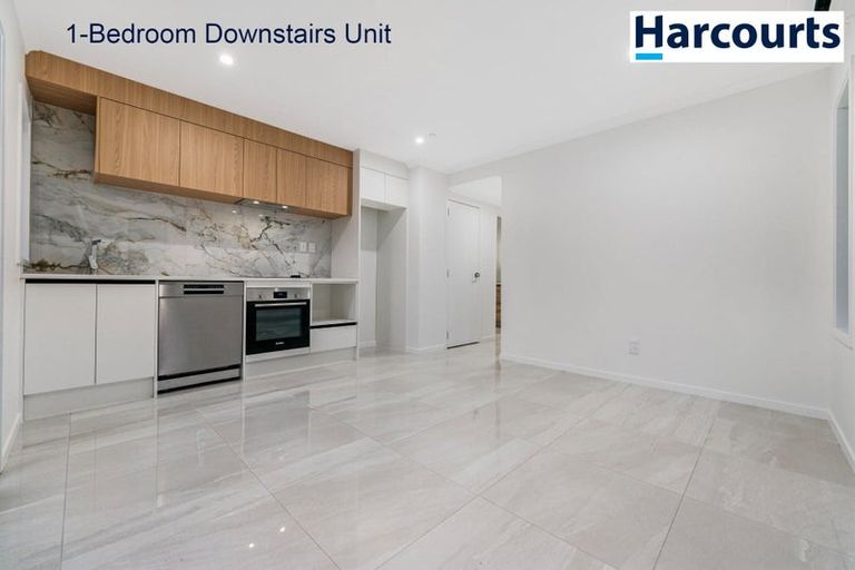 Photo of property in 1/7 Glen Road, Ranui, Auckland, 0612