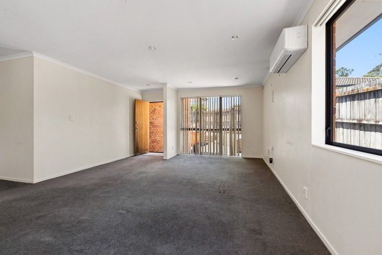 Photo of property in 45d Brandon Road, Glen Eden, Auckland, 0602