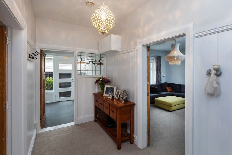 Photo of property in 74 Selwyn Street, Somerfield, Christchurch, 8024