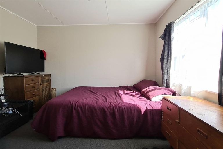 Photo of property in 260a Flaxmere Avenue, Flaxmere, Hastings, 4120