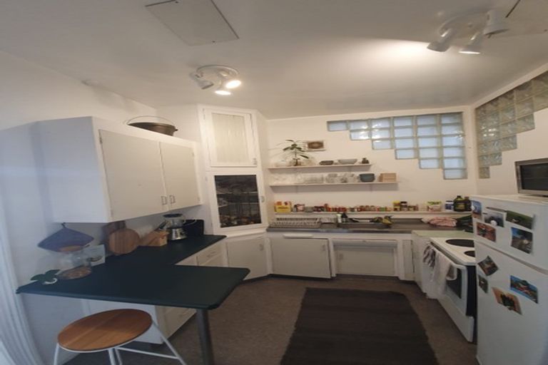 Photo of property in 22 Scarborough Terrace, Mount Victoria, Wellington, 6011