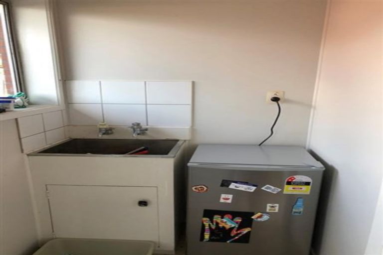 Photo of property in 1 Ihaka Place, Papatoetoe, Auckland, 2104