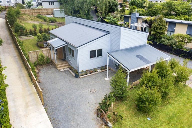 Photo of property in 42a Kawiu Road, Levin, 5510