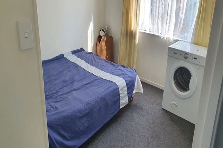 Photo of property in 4/25 Solveig Place, Randwick Park, Auckland, 2105