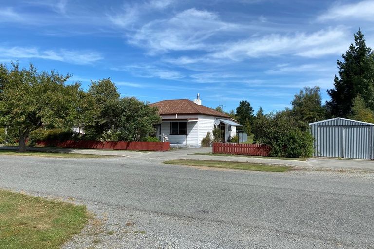 Photo of property in 18 Mckenzie Street, Fairlie, 7925