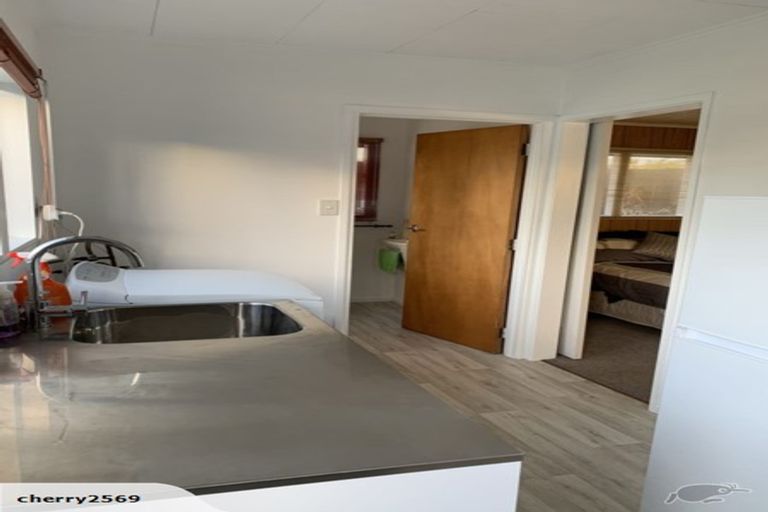 Photo of property in 13 De Thiery Place, Pakuranga Heights, Auckland, 2010