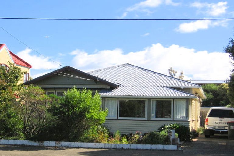 Photo of property in 37 Miro Street, Miramar, Wellington, 6022