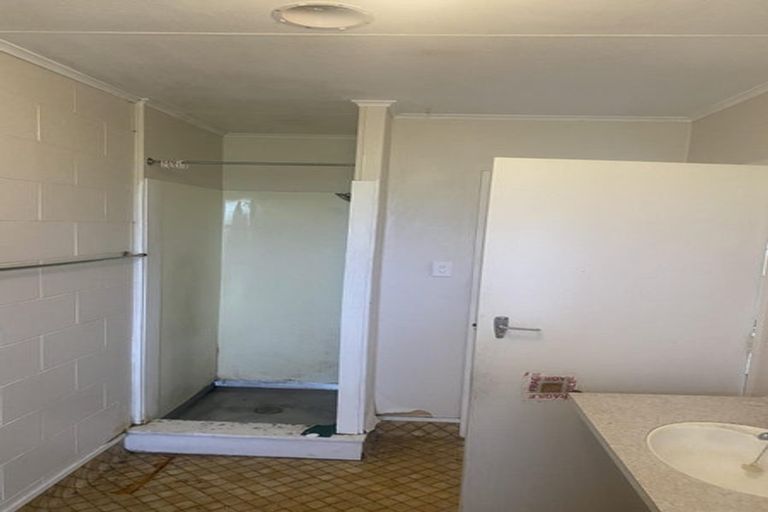 Photo of property in 14-16 Mako Mako Road, Levin, 5510