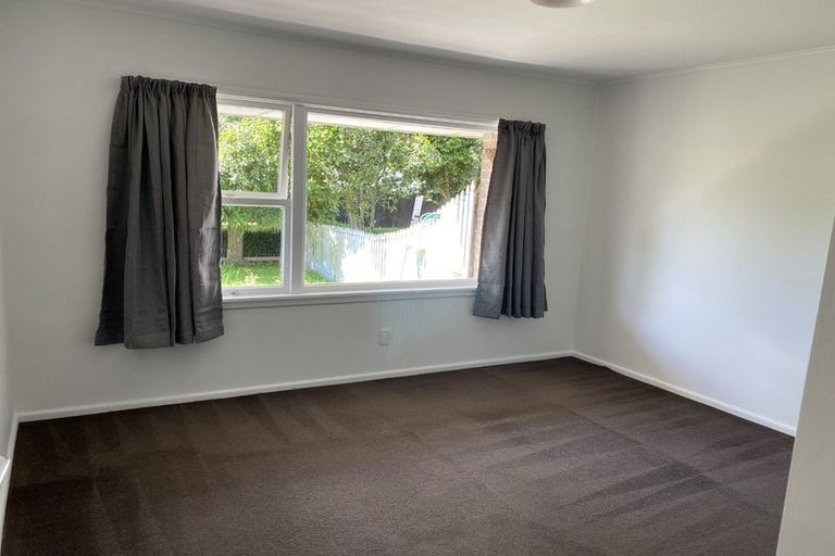 Photo of property in 4/9a Curletts Road, Sockburn, Christchurch, 8042