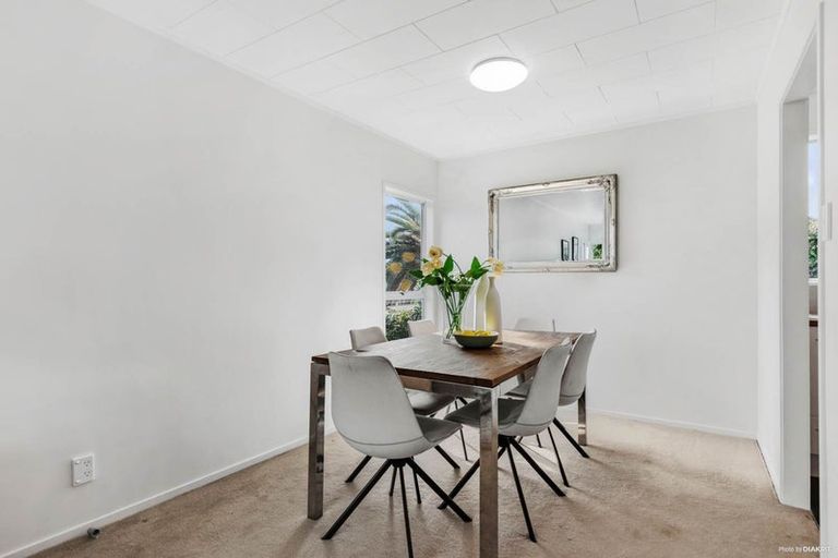 Photo of property in 42 Awaruku Road, Torbay, Auckland, 0630