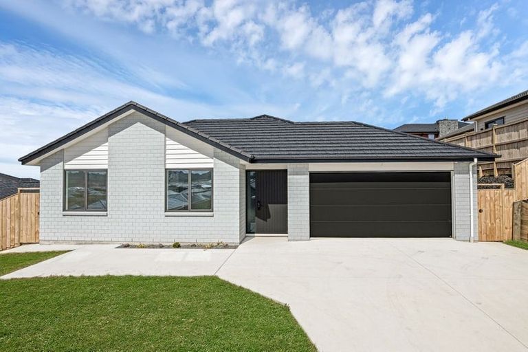 Photo of property in 5 Dolcetto Place, Pokeno, 2402