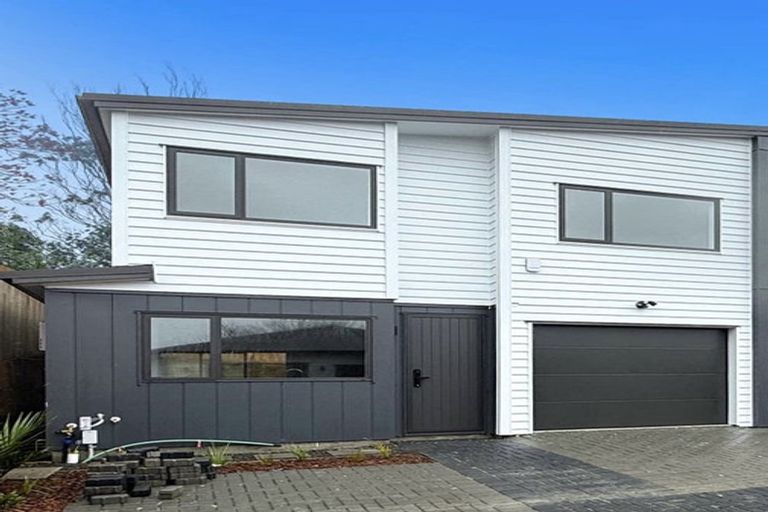 Photo of property in 4/25 Hutchinson Avenue, New Lynn, Auckland, 0600