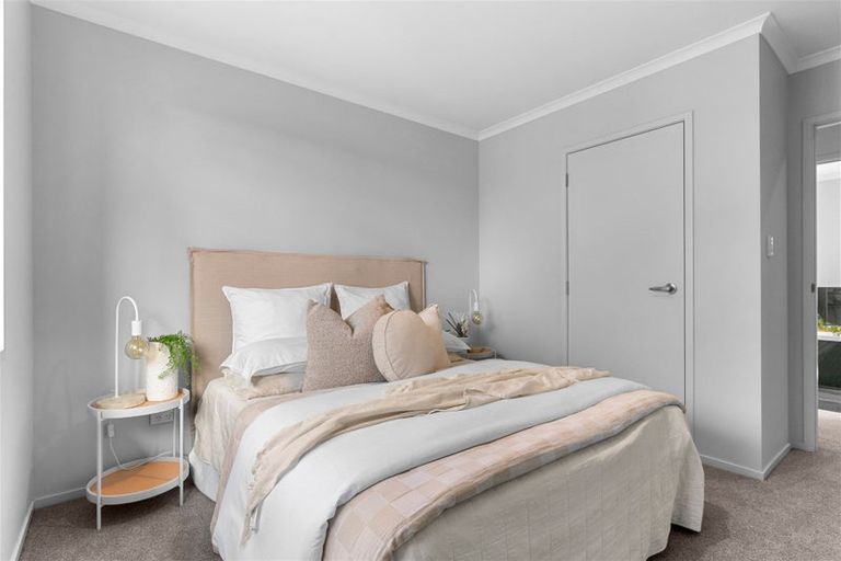 Photo of property in 4 Kowi Lakes Drive, One Tree Point, 0118