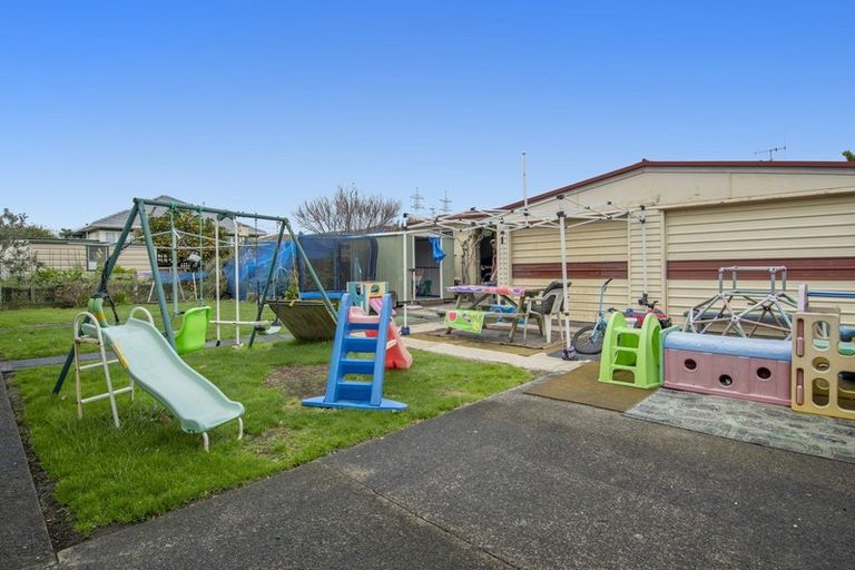 Photo of property in 22 Emmett Street, Greerton, Tauranga, 3112